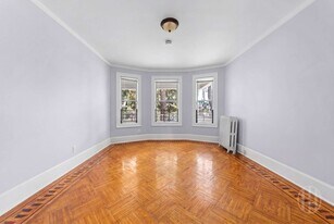 222 Albemarle Rd in Brooklyn, NY - Building Photo