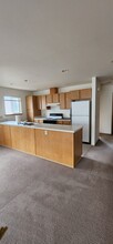 3604B Michelle Ln, Unit 3604 B in Anacortes, WA - Foto de edificio - Building Photo