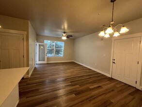 13084 S Tortola Dr in Herriman, UT - Foto de edificio - Building Photo