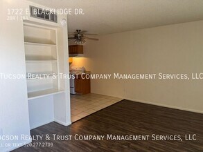 1722 E Blacklidge Dr in Tucson, AZ - Building Photo - Building Photo