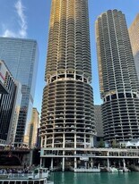 300 N State St in Chicago, IL - Building Photo