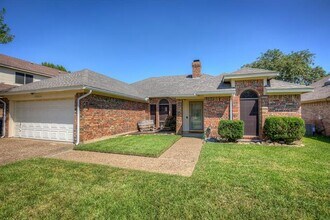 7909 Tree Leaf Ln in Fort Worth, TX - Building Photo - Building Photo