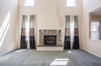 807 Highgrove Dr in Spring Lake, NC - Building Photo - Building Photo
