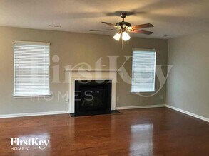 1544 Moss Creek Dr, Unit 07304 in Harrisburg, NC - Foto de edificio - Building Photo