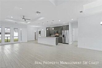 4575 Catalina Ln in Bonita Springs, FL - Building Photo - Building Photo