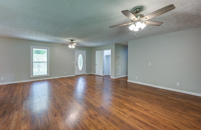 174 Hickory Hollow Dr in Crossville, TN - Building Photo - Building Photo