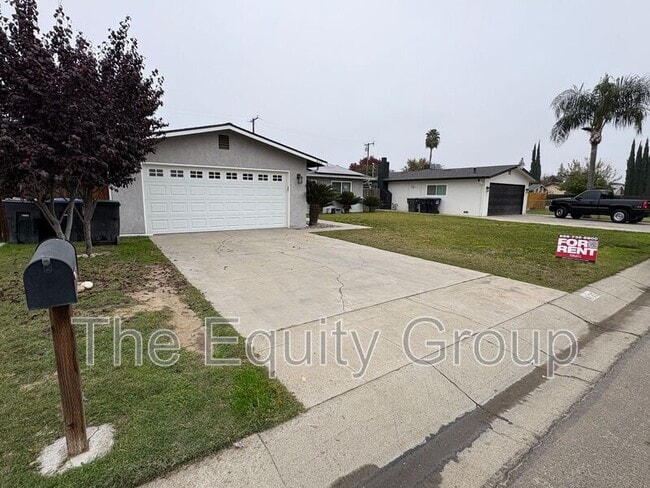 property at 4122 W Monte Vista Ave