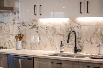 333 N New River Dr E in Fort Lauderdale, FL - Building Photo - Building Photo