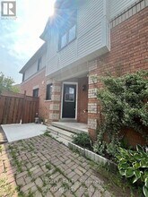 1430 Forest St in Innisfil, ON - Building Photo - Building Photo