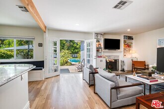 12747 Kling St in Los Angeles, CA - Building Photo - Building Photo