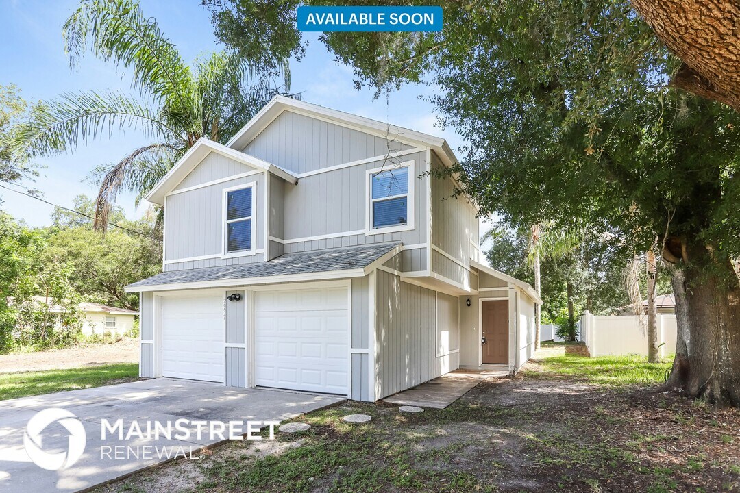2937 Maiden Ln in Sarasota, FL - Building Photo