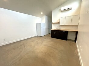 840 N Maple St in Hildale, UT - Building Photo - Building Photo