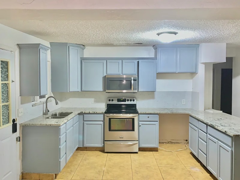 3670 S 4265 W in West Valley City, UT - Foto de edificio