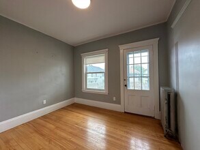 12 Quincy St in Medford, MA - Building Photo - Building Photo