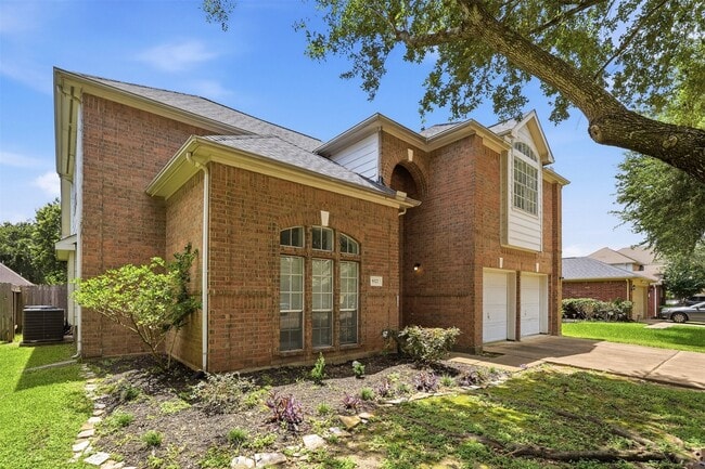 property at 9322 Eaglewood Glen Tr