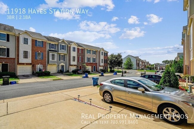 11918 Hayes Station Way in Manassas, VA - Building Photo - Building Photo