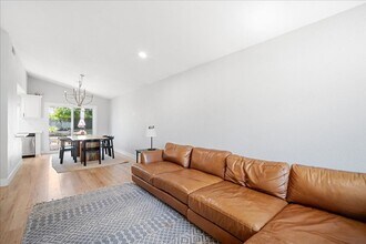 103 Petrilli Cir in Sacramento, CA - Building Photo - Building Photo