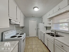 1768 Santa Cruz Dr in Decatur, GA - Building Photo - Building Photo