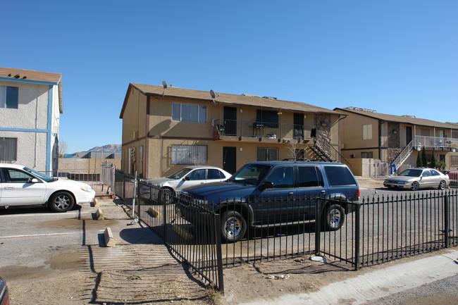 Puebla Estates in Las Vegas, NV - Building Photo - Building Photo