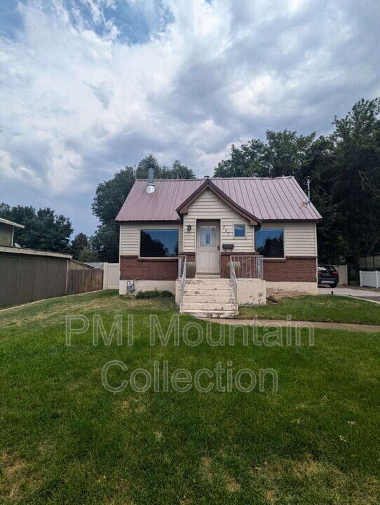249 S 400 E in Heber City, UT - Building Photo