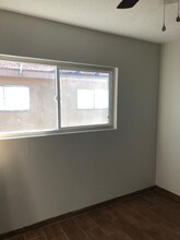 11730 S Vermont Ave in Los Angeles, CA - Building Photo - Building Photo