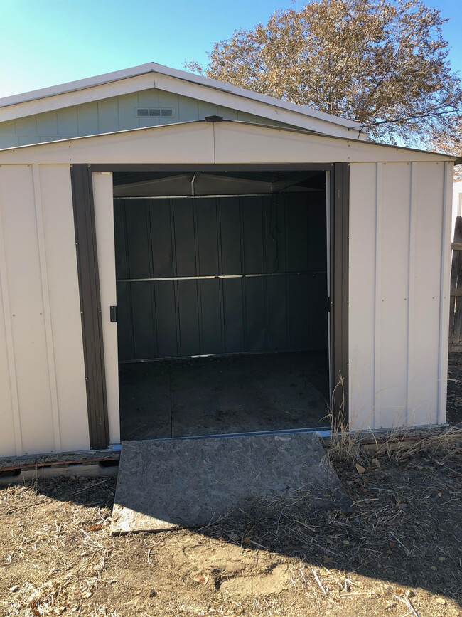 800 Ponderosa Ln in Canon City, CO - Foto de edificio - Building Photo