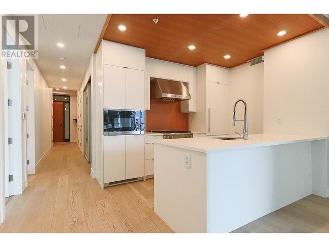 property at 6699-6699 Nelson Ave