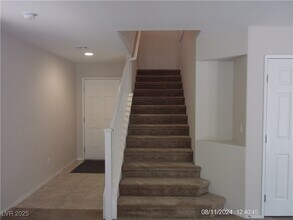 8643 Rowland Bluff Ave in Las Vegas, NV - Building Photo - Building Photo