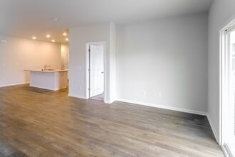 662 Watercliff Dr in Longs, SC - Building Photo - Building Photo