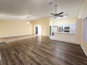 816 Argenta Ct in Henderson, NV - Building Photo - Building Photo