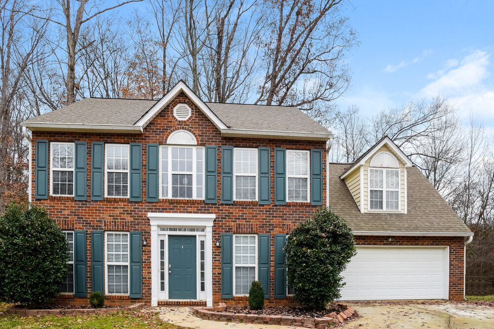 6001 Spanish Moss Ln in Charlotte, NC - Building Photo