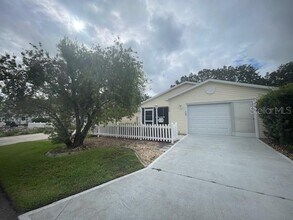 1734 Morelos Rd in the Villages, FL - Foto de edificio - Building Photo