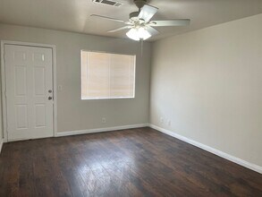 9824 Evelyn Ave in California City, CA - Building Photo - Building Photo