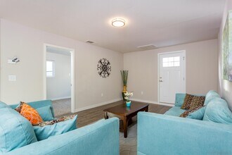 3082 Island Ave in San Diego, CA - Building Photo - Building Photo