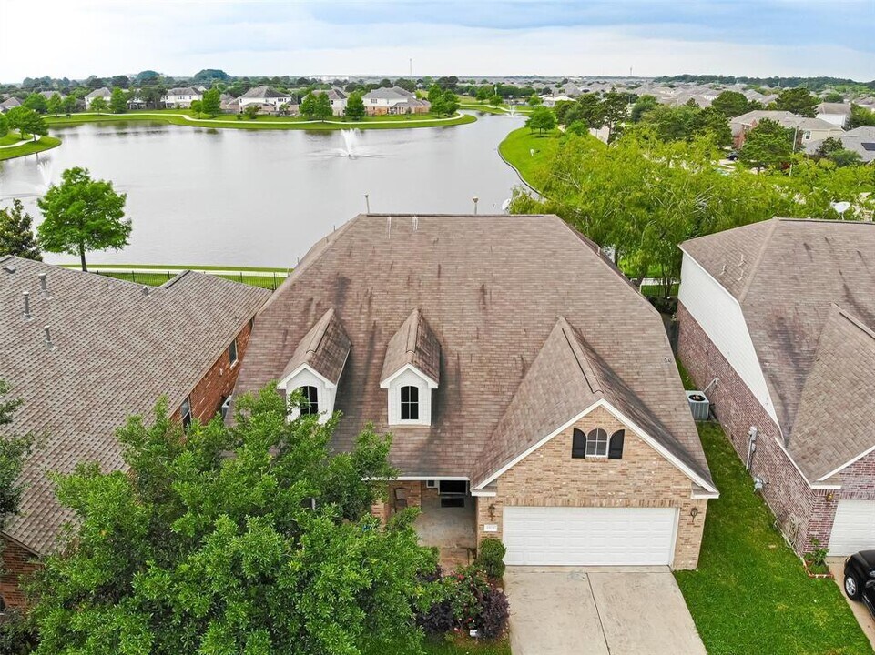 15131 Live Oak Bend Way in Cypress, TX - Building Photo