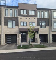 54 Cadwell Ln in Hamilton, ON - Building Photo