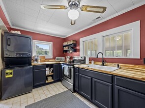 1305 Halltown Rd in Spruce Pine, NC - Building Photo - Building Photo