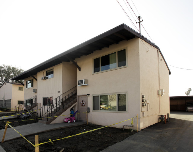 Azusa Hills in Azusa, CA - Foto de edificio - Building Photo