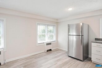 616 ROCK CREEK Rd in Charlottesville, VA - Building Photo - Building Photo
