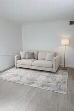 2008 Jackson St in Hollywood, FL - Foto de edificio - Building Photo