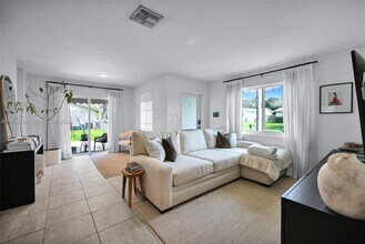 8780 SW 200th Terrace in Cutler Bay, FL - Building Photo - Building Photo