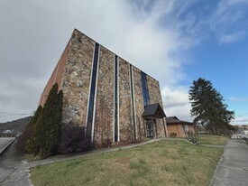 Northpoint Apartments in Harriman, TN - Building Photo