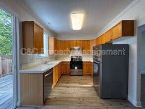 3295 Newmark Dr in Santa Rosa, CA - Building Photo - Building Photo