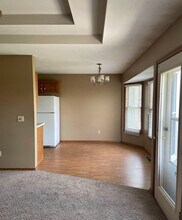 4115 S Parkhill Ct, Unit 4115 in Springfield, MO - Foto de edificio - Building Photo