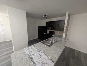 9710 Hound Chase Dr in Gibsonton, FL - Building Photo - Building Photo