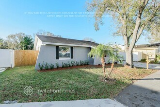10104 Enchanted Oaks Ct in Tampa, FL - Building Photo - Building Photo