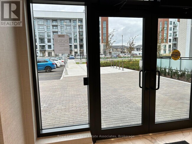 480 Gordon Krantz Ave in Milton, ON - Building Photo - Building Photo