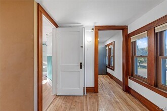 4914 W Seneca Turnpike in Syracuse, NY - Building Photo - Building Photo