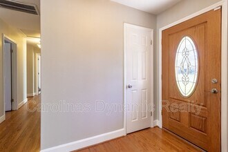 6618 Castlegate Dr in Charlotte, NC - Building Photo - Building Photo
