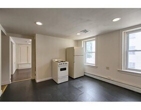 15 Broadway in Haverhill, MA - Building Photo - Building Photo